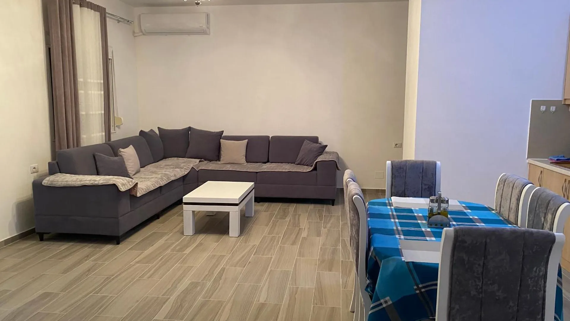 Mateo Apartment Gjirokastër